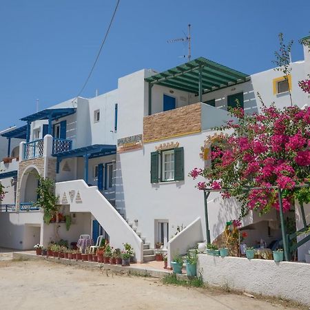 Polemis Studios & Apartments Agia Anna  Extérieur photo