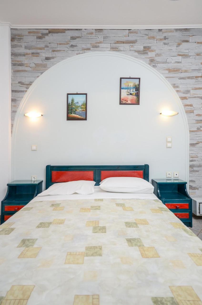 Polemis Studios & Apartments Agia Anna  Extérieur photo