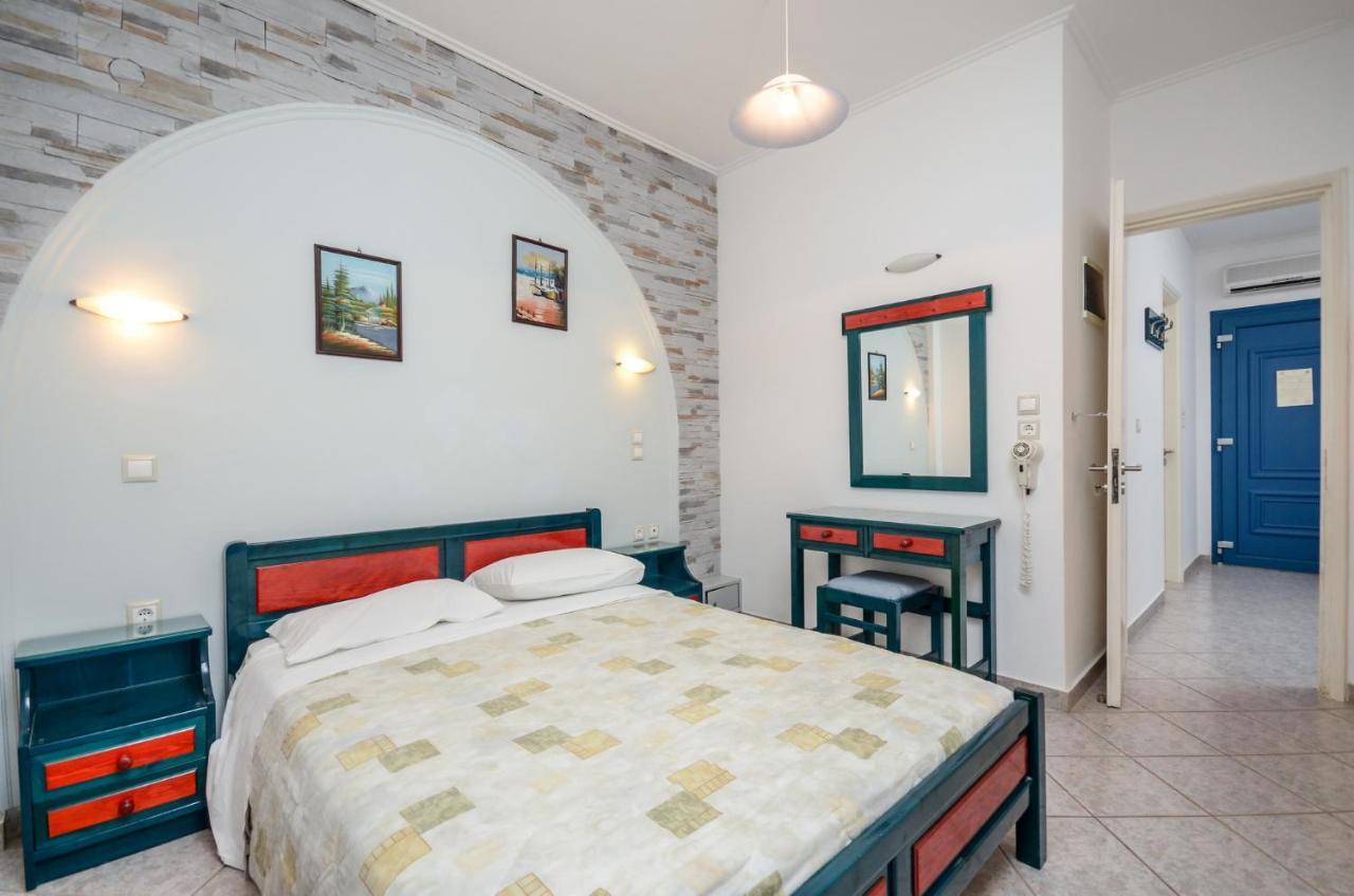 Polemis Studios & Apartments Agia Anna  Extérieur photo