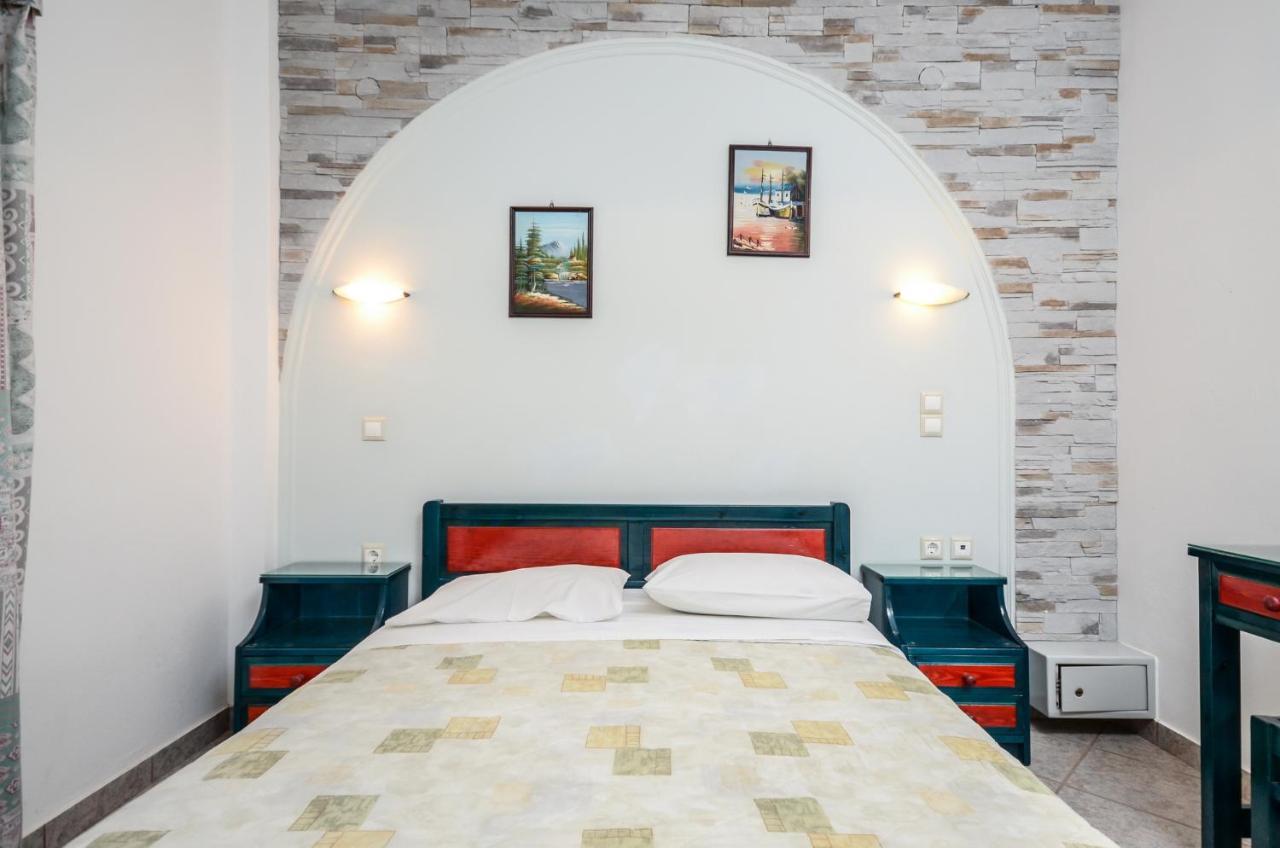 Polemis Studios & Apartments Agia Anna  Extérieur photo